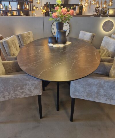 Eettafel HPL 1153 Ovaal SHOWMODEL