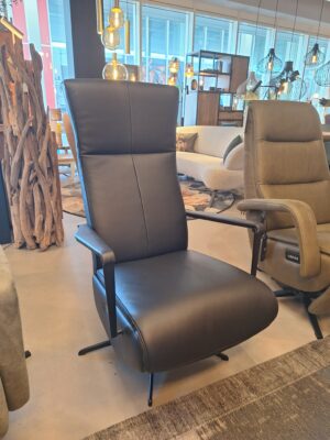 20250327_125930 Relaxfauteuil Vienna Leder SHOWMODEL