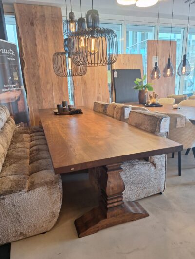 Eettafel Rechthoek Rechte Rand SHOWMODEL