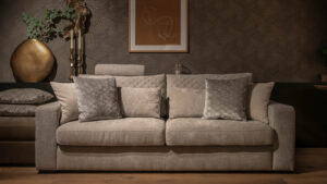 UrbanSofa-Giorno-Brooklyn-Sofa-Palazzo-Silver-Sierkussens-Website-2 Giorno 3-Zitsbank